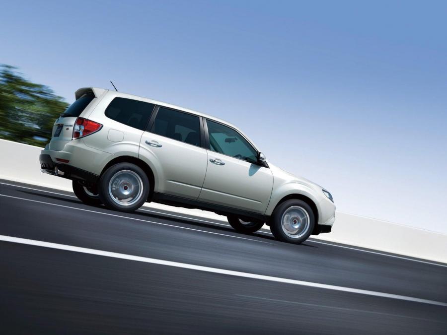  Subaru Forester tS 2011 года  (фото 24 из 31)